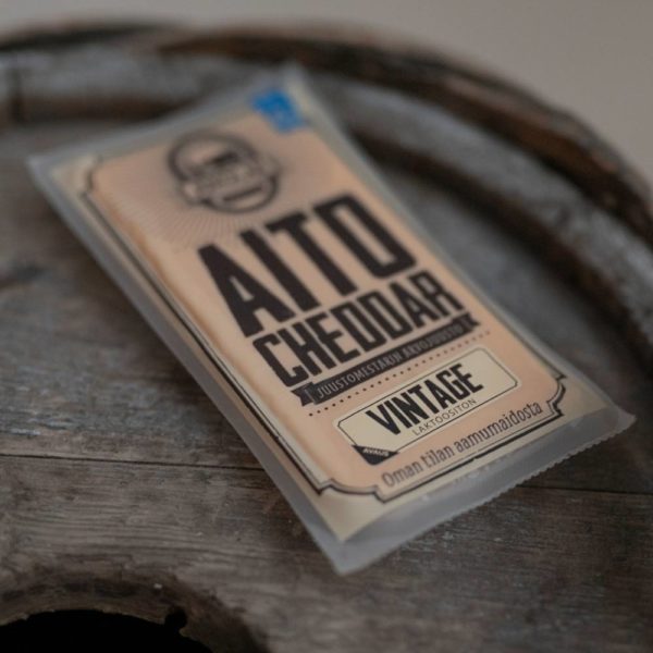 Aito_Cheddar_Vintage_tuotekuva Aito Cheddar Vintage tuotepakkaus