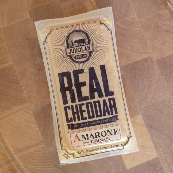 Real Cheddar Amarone in package